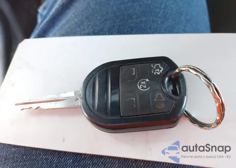 2015 Ford Explorer Xlt z USA, uszkodzony, nr VIN 1FM5K8D82FGC11016